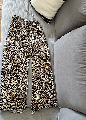 bershka yepyeni leopar alt