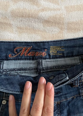28 Beden Mavi-Düğmeli Mini Kot Şort