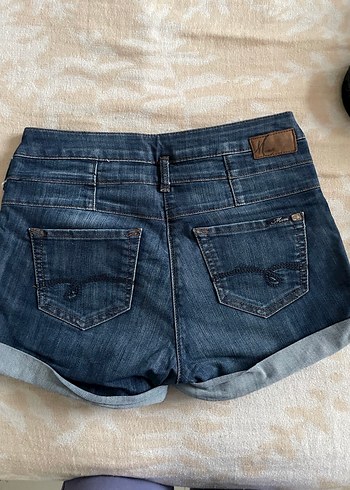 28 Beden mavi Renk Mavi-Düğmeli Mini Kot Şort