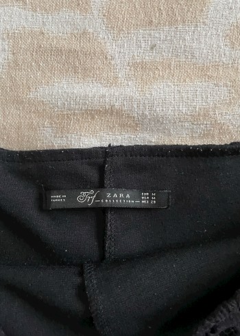 m Beden Zara Siyah Dantel Detaylı Mini Şort