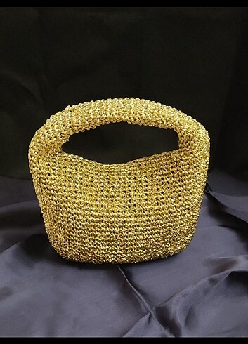 ZARA MUADİLİ METALİK GOLD ÖRGÜ ÇANTA