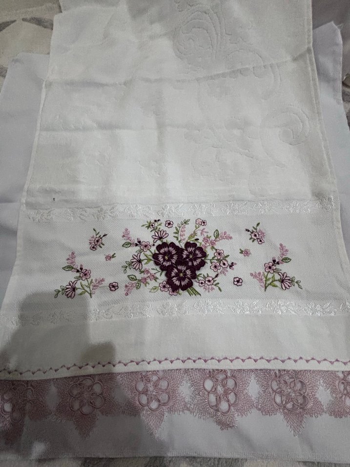 Çift tarafı oyalı havlu - Görsel 2