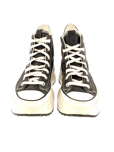 39 Beden Converse Spor Ayakkabı %70 İndirimli.