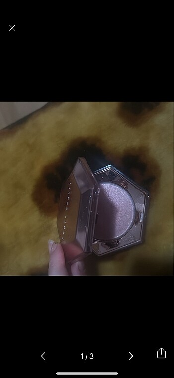 Fenty rose rave aydınlatıcı