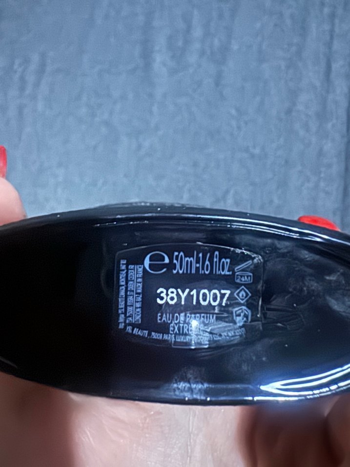 Yves Saint Laurent Black Opium Kadın Parfümü - Görsel 2