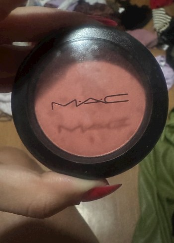 Mac peaches