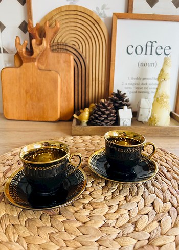 Madame Coco Koyu Altın Renkli Kahve Fincanı Seti