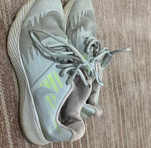 Nike spor ayakkabı