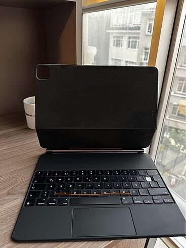 ipad magic kayboard 12.9 - Görsel 2