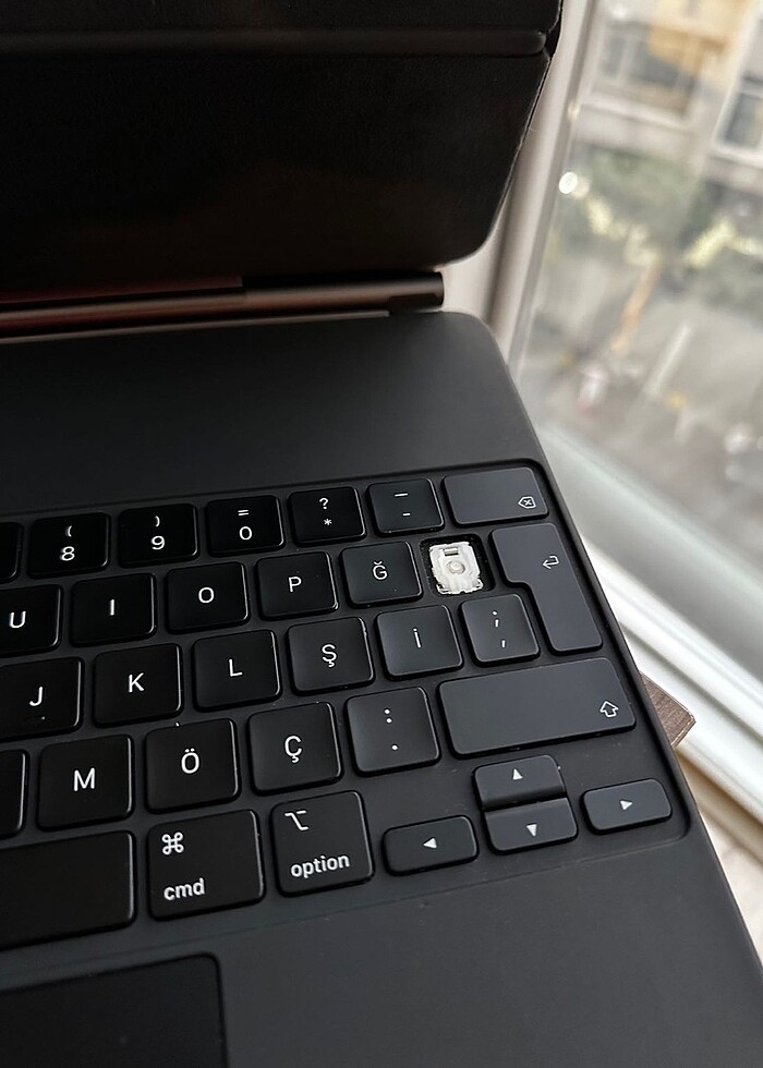 ipad magic kayboard 12.9 - Görsel 3