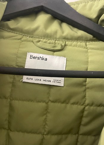 Bershka Yeşil Kadın Fermuarlı Kısa Mont