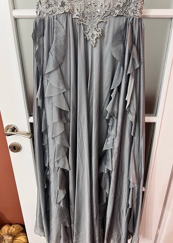 Bohem Gri Çiçekli Uzun Askılı Abiye - Görsel 7