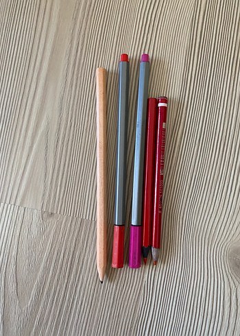 Kırmızı ve Gri Renkli Kalem Seti - Görsel 2