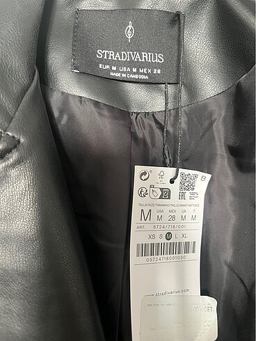 m Beden siyah Renk Stradivarius Oversize Deri Ceket