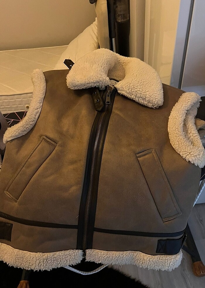 Stradivarius kürk ceket - Görsel 2