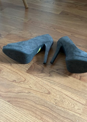 Gri Süet Platform Topuklu Kadın Stiletto - Görsel 4