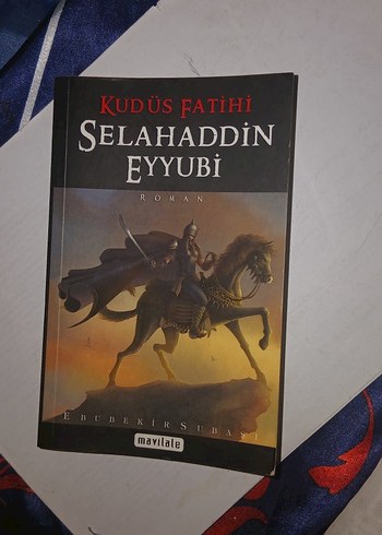 Selahaddin Eyyubi Roman Kitabı - Görsel 4