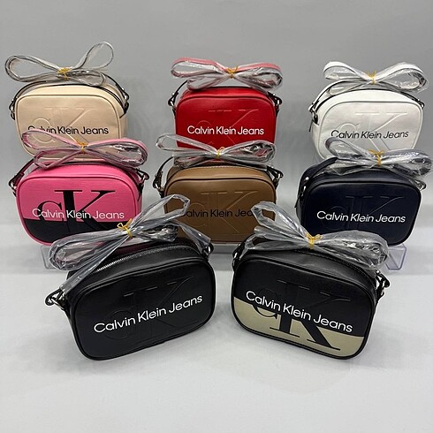 Calvin Klein Calvin klein Ölçüler 15 ? 20 cm Kol cantasi
