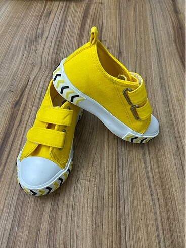 Spor ayakkabı