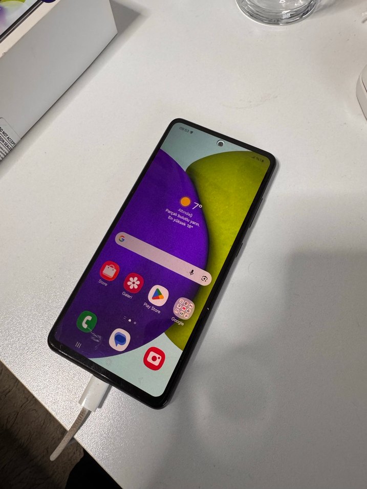 Samsung Galaxy A52 128GB 8GB RAM Siyah Telefon - Görsel 2