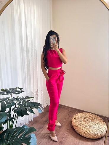Pembe alt üst takım