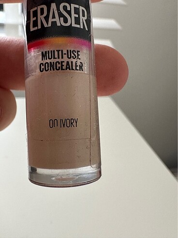 Maybelline concealer - Görsel 2