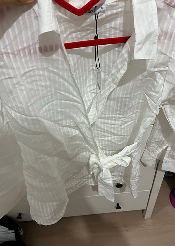 s Beden Beyaz Keten Pilili Halter Yaka Kadın Gömlek