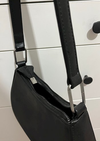 Siyah Deri Tokalı Minimalist Kadın Çanta - Görsel 5