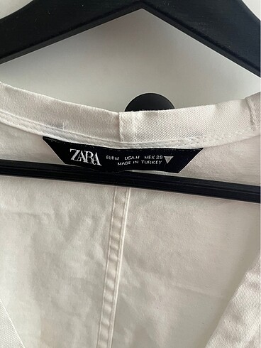 m Beden beyaz Renk zara bluz