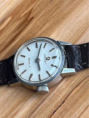 Omega Omega Swıss Kurmalı Bayan Saati