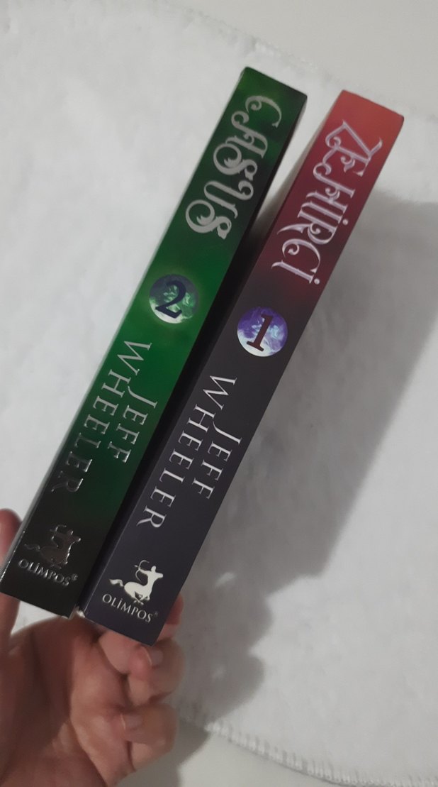 Kingfountain Serisi: Zehirci / Casus - Görsel 3