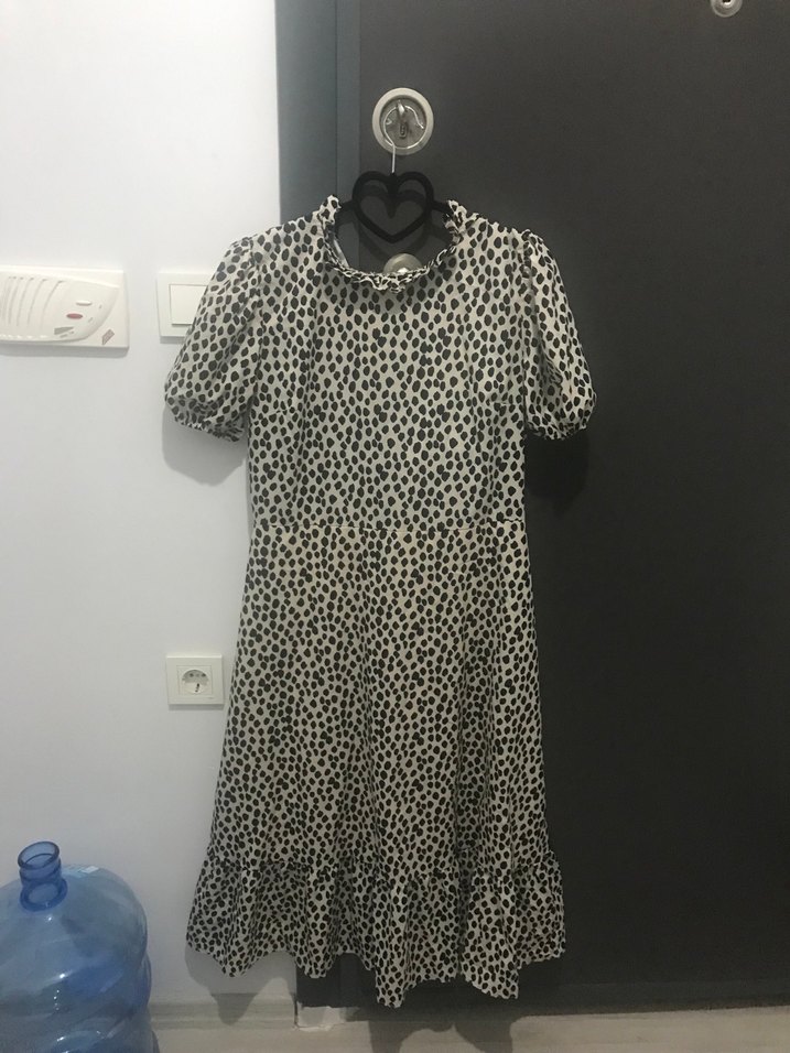 Bej Zebra Desenli Uzun Kadın Elbise - Görsel 2