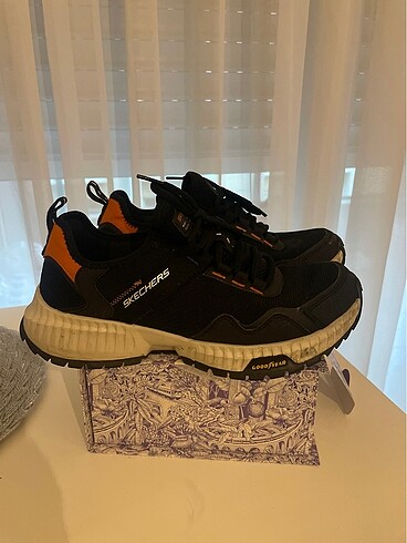 Skechers spor ayakkabısı siyah