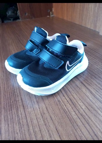 Çocuk Spor Ayakkabısı