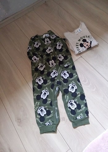 12-18 Ay Beden Erkek Çocuk Mickey Mouse Baskılı Kısa Kollu Pijama