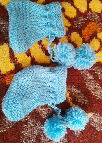 Renkli Nakışlı Örgü Kız Bebek Patik - Görsel 3