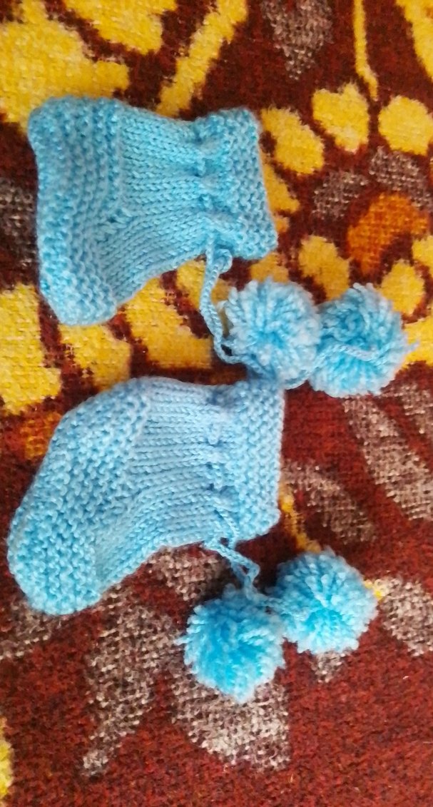 Renkli Nakışlı Örgü Kız Bebek Patik - Görsel 3