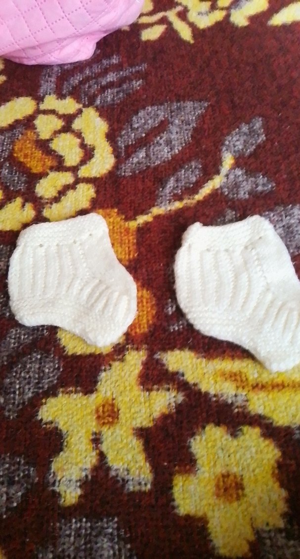 Beyaz Örgü Kız Bebek Patik - Görsel 3