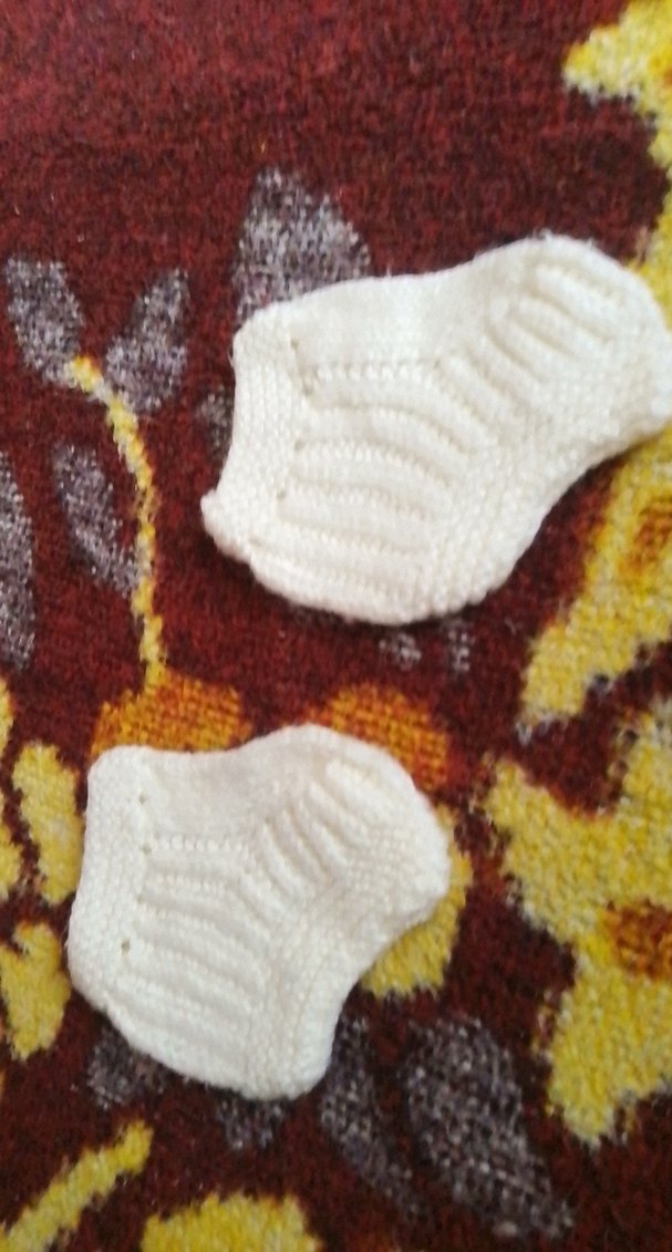 Beyaz Örgü Kız Bebek Patik - Görsel 2