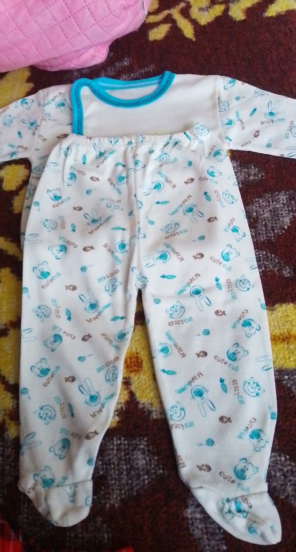 Nakışlı Mavi Bebek Önlüğü - Görsel 3