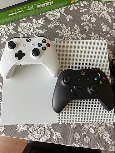  Beden Xbox one s 1 TB 2 kumadalı sahibinden temiz satılık