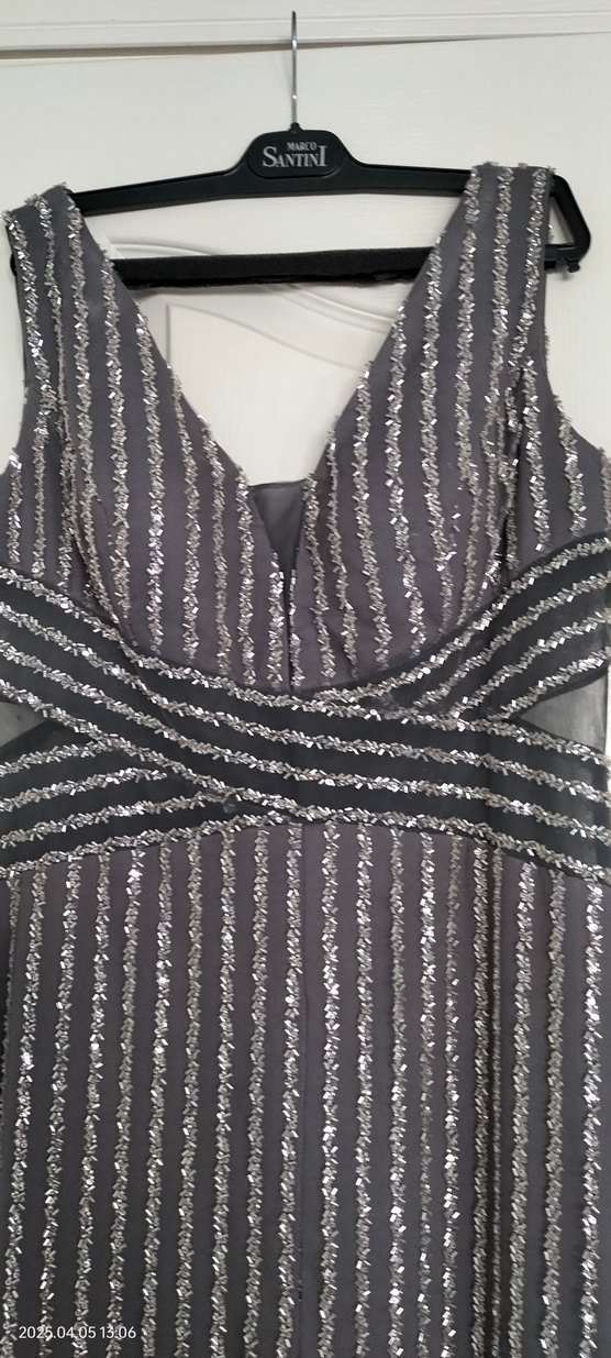 Gri Nakışlı Uzun Askılı Abiye Elbise - Görsel 2