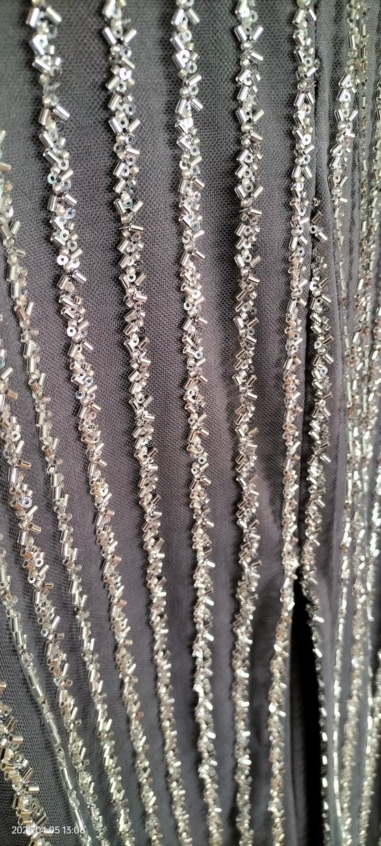 Gri Nakışlı Uzun Askılı Abiye Elbise - Görsel 3