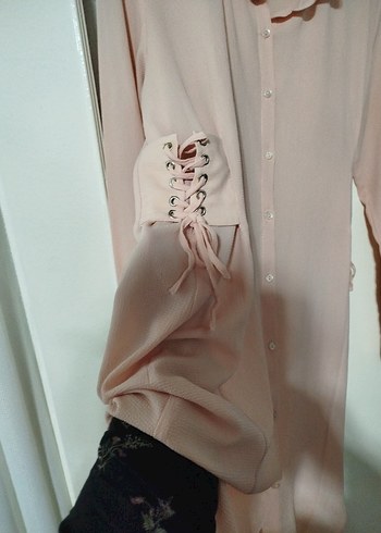 Pudra Pembe Düğmeli yalık gömlek