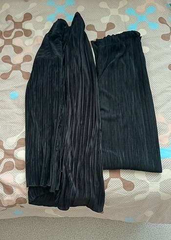 Kadın Siyah Pliseli Kumaş takım - Görsel 4