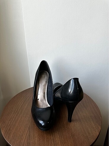 Marks & Spencer Siyah topuklu stiletto