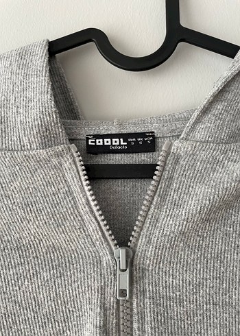 s Beden Defacto-Gri Kapüşonlu Yarım Fermuarlı Sweatshirt