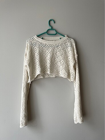 Dantel Crop