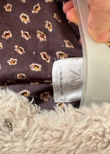 Krem Peluş Detaylı Kız Çocuk Kaban - Görsel 4