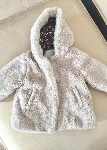 Krem Peluş Detaylı Kız Çocuk Kaban - Görsel 2